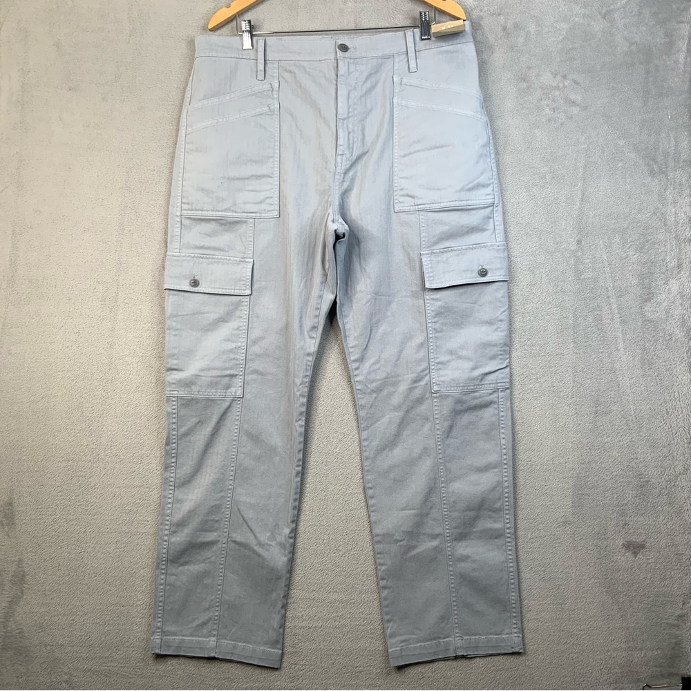 Madewell Garment-Dyed 90’s Straight Cargo Pants. In Solstice.  W/Size W33. (NWT)